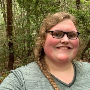 Meet your Posher, Rebecca